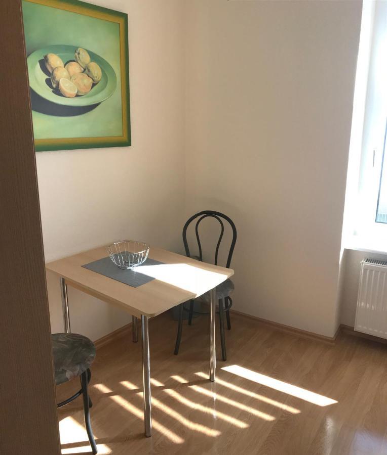 Ferienwohnung Am Schlossparkcenter Шверин Экстерьер фото